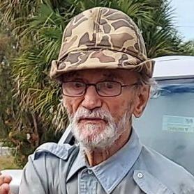 The 'piano man' who returned to Poland was the object of international interest